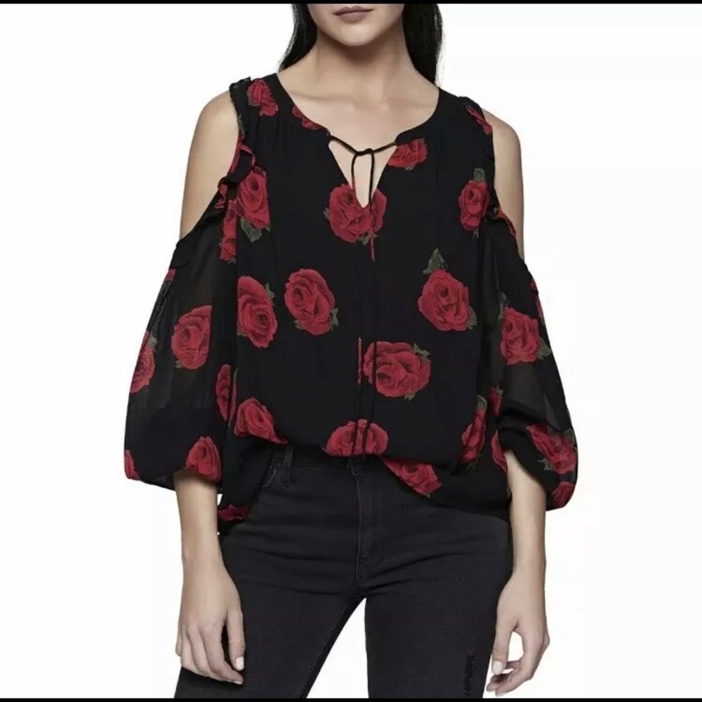 Sanctuary Women’s Blaire cold shoulder floral top